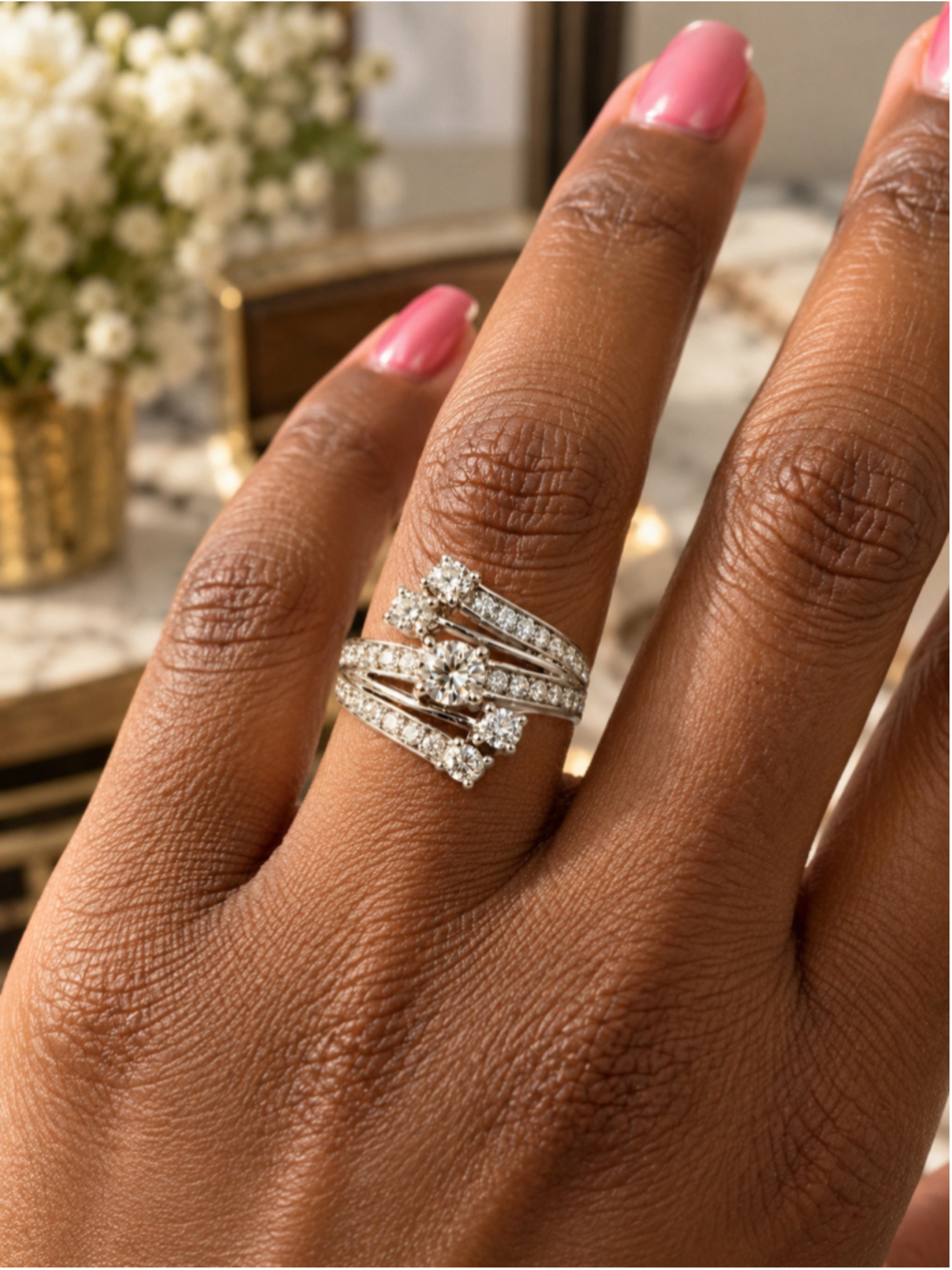 14K White Gold Natural Diamond Swirl Right-Hand Ring – Size 6.5